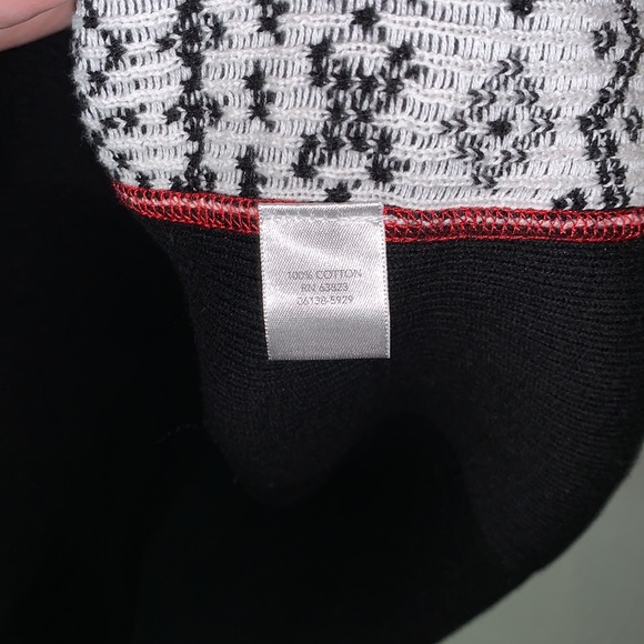 Christopher Banks snowflake print red blk white zip-up Christmas Sweater Sz L - Picture 11 of 13